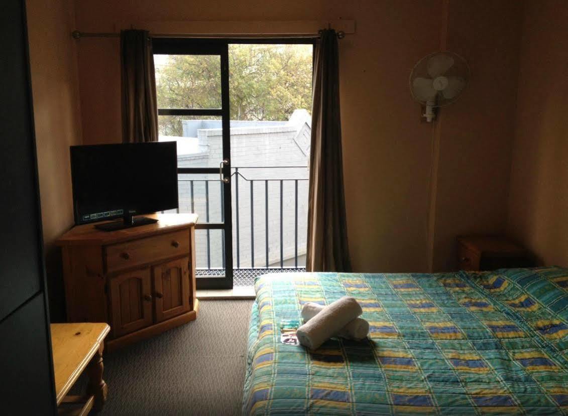 Boardrider Backpackers And Budget Motel Sydney Esterno foto